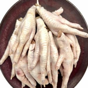 Chicken Feet ou Paws…. - viandes et oeufs chicken paws feet mjw …..... --client espaceagropremium  ----bonjour,  nous vous proposons ---de 20/50 containers par mois--direct brésil ou autres ..----actuellement (aout2024) prix pour une expédition sur wietnam  chicken paws 1600 cif pour 20 containers par mois ----pour la chine (fa