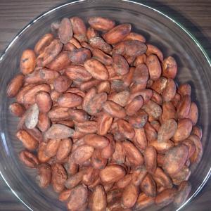 Cacao - café cacao thé je dispose de 10 tonnes de cacao en magasin à lomé. la marchandise est en vrac et devra etre emballé suivant le désir et les normes de l'acheteur 