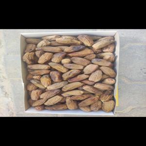 Dattes sèche, dry Dates - fruits et légumes bonjour --nous avons des grandes quantités de dattes sèche pour l'industrie destiné à l'export depuis la tunisie.--merci de nous contacter 