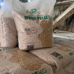 Pellet de bois / Wood Pellets - energie renouvelable producteur de pellets de bois ,  litières chat / cheveaux  en grande quantité - sac de 15kg ,  big bags  wood pellet manufacturer ,  cats / horses litter in big quantities - 15 kg bags ,  big bags. 